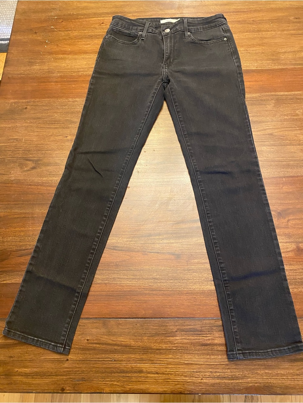 Levi's Women's 712 Slim Straight Jeans in Black